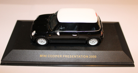 IXO-Mini-2000-Black-2.JPG