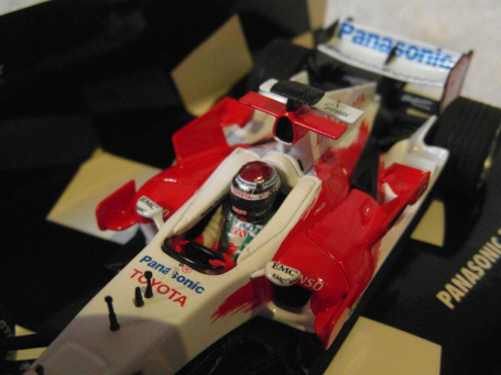 Panasonic-Toyota-TF106-Trulli-2006-3.JPG